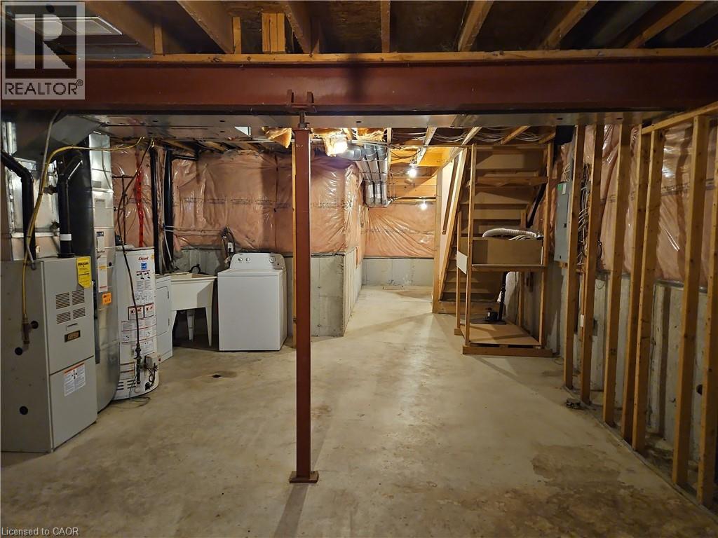 105 Activa Avenue, Kitchener, Ontario  N2E 2T3 - Photo 31 - 40855502
