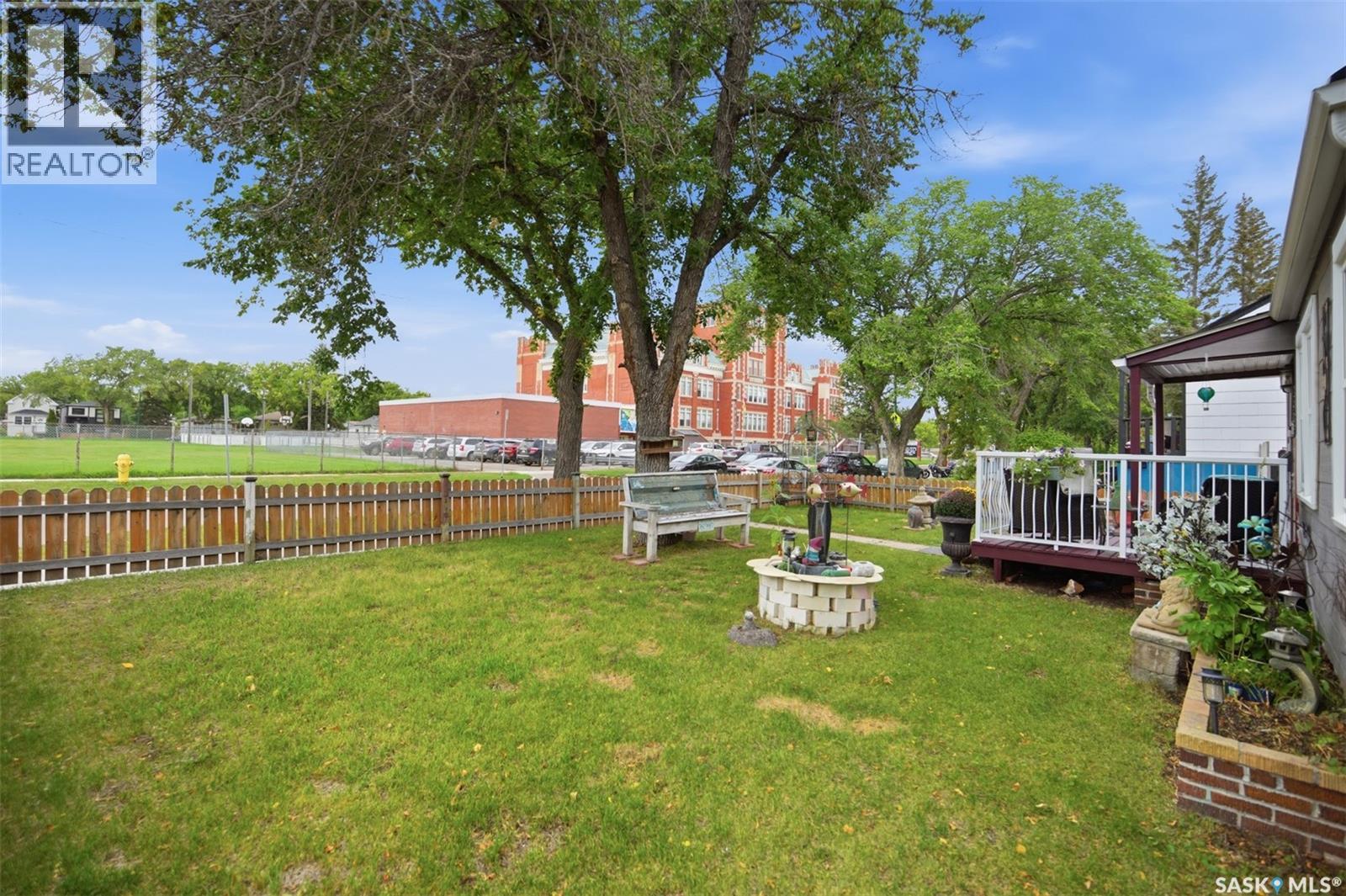 738 K Avenue S, Saskatoon, Saskatchewan  S7M 2E6 - Photo 4 - SK047651
