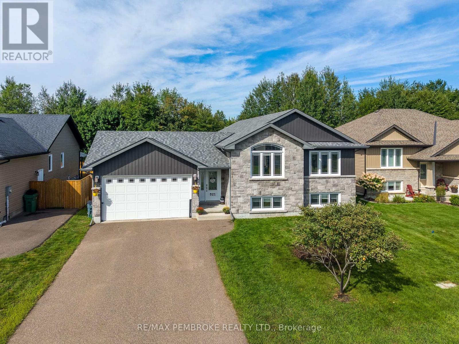 521 Gardner Crescent, Petawawa, Ontario  K8H 0C4 - Photo 2 - X13750758