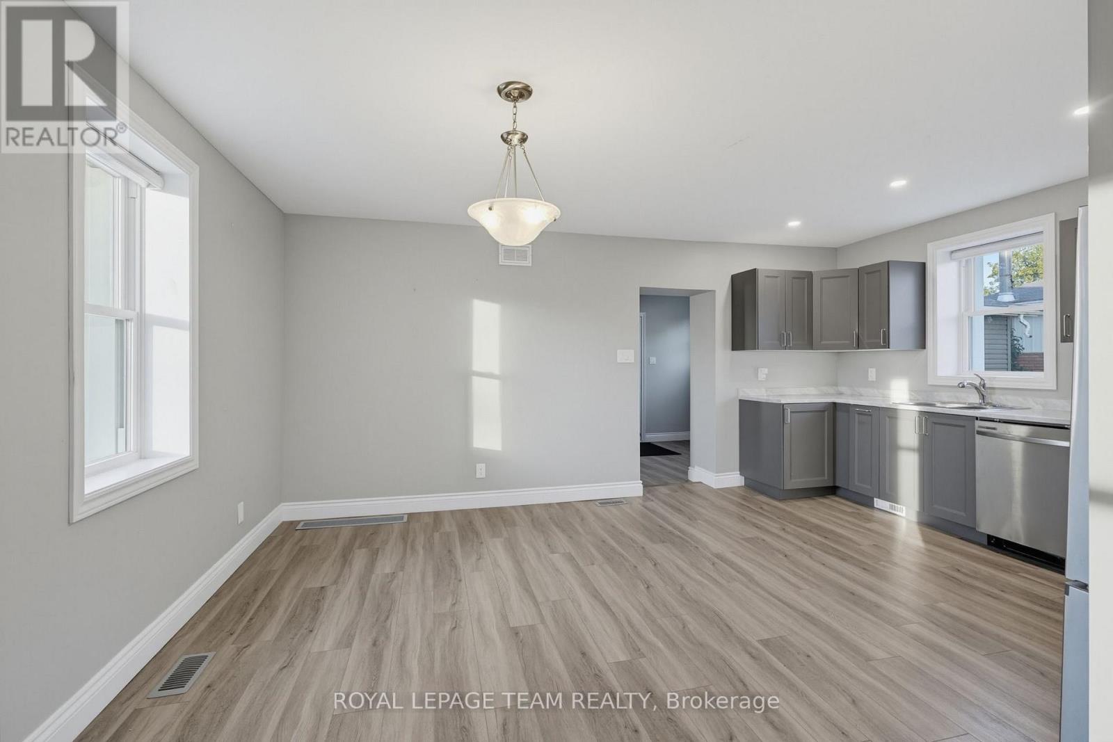 81 Bank Street S, Renfrew, Ontario  K7V 2E7 - Photo 10 - X13750750