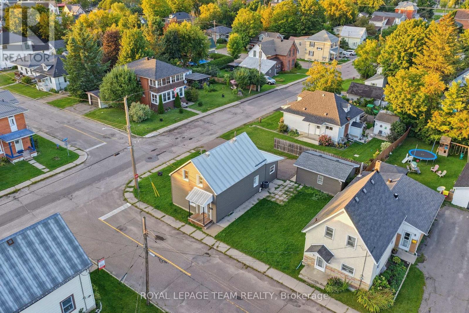 81 Bank Street S, Renfrew, Ontario  K7V 2E7 - Photo 25 - X13750750