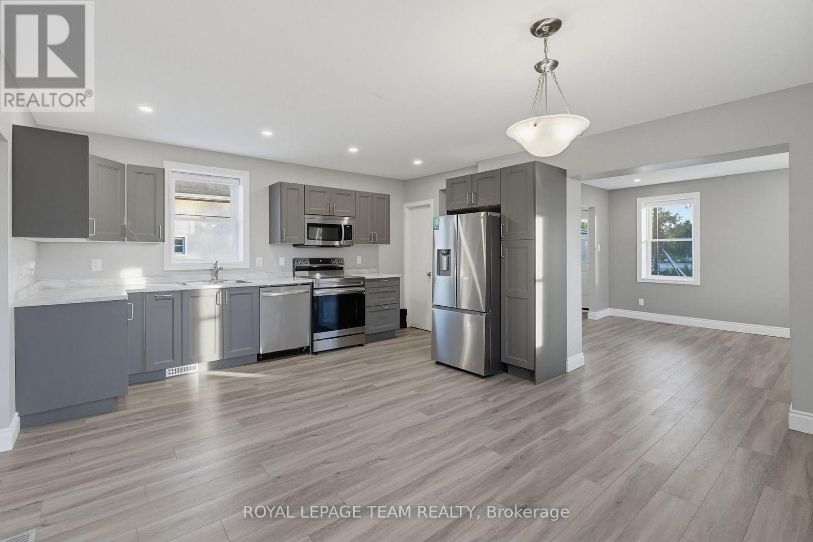 81 Bank Street S, Renfrew, Ontario  K7V 2E7 - Photo 8 - X13750750