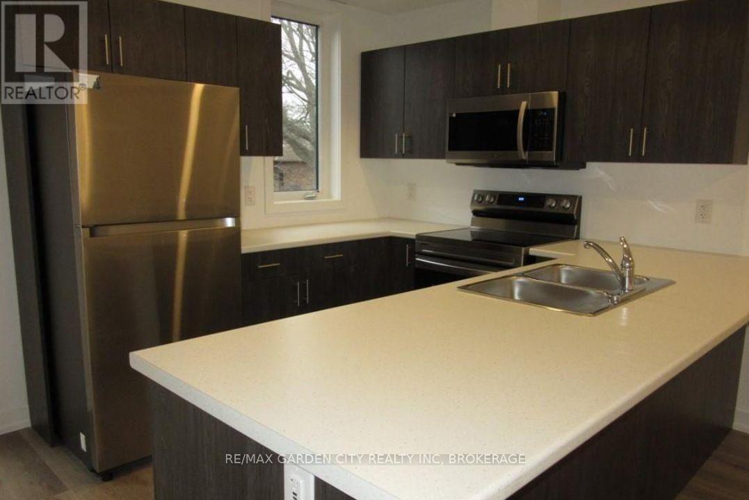 322 - 781 Clare Avenue, Welland, Ontario  L3C 0K1 - Photo 13 - X13750756