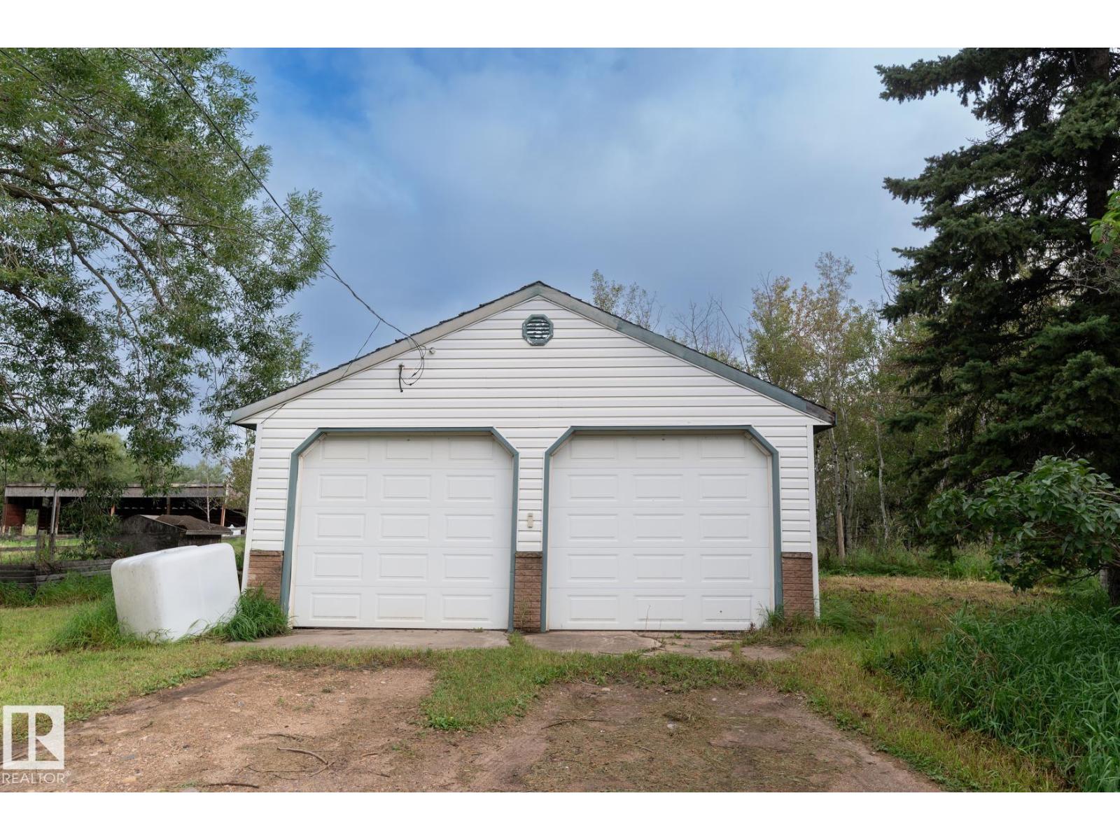 57514 Rge Rd 223, Rural Sturgeon County, Alberta  T0A 2W0 - Photo 4 - E4507445