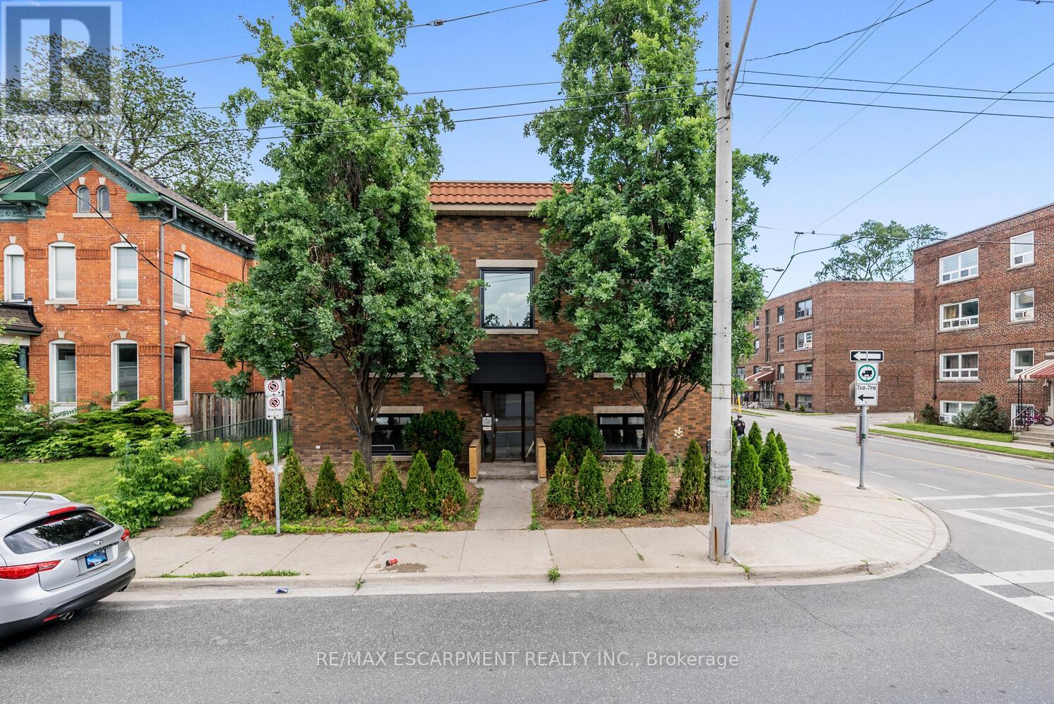 4 - 127 VICTORIA AVENUE S, Hamilton, Ontario