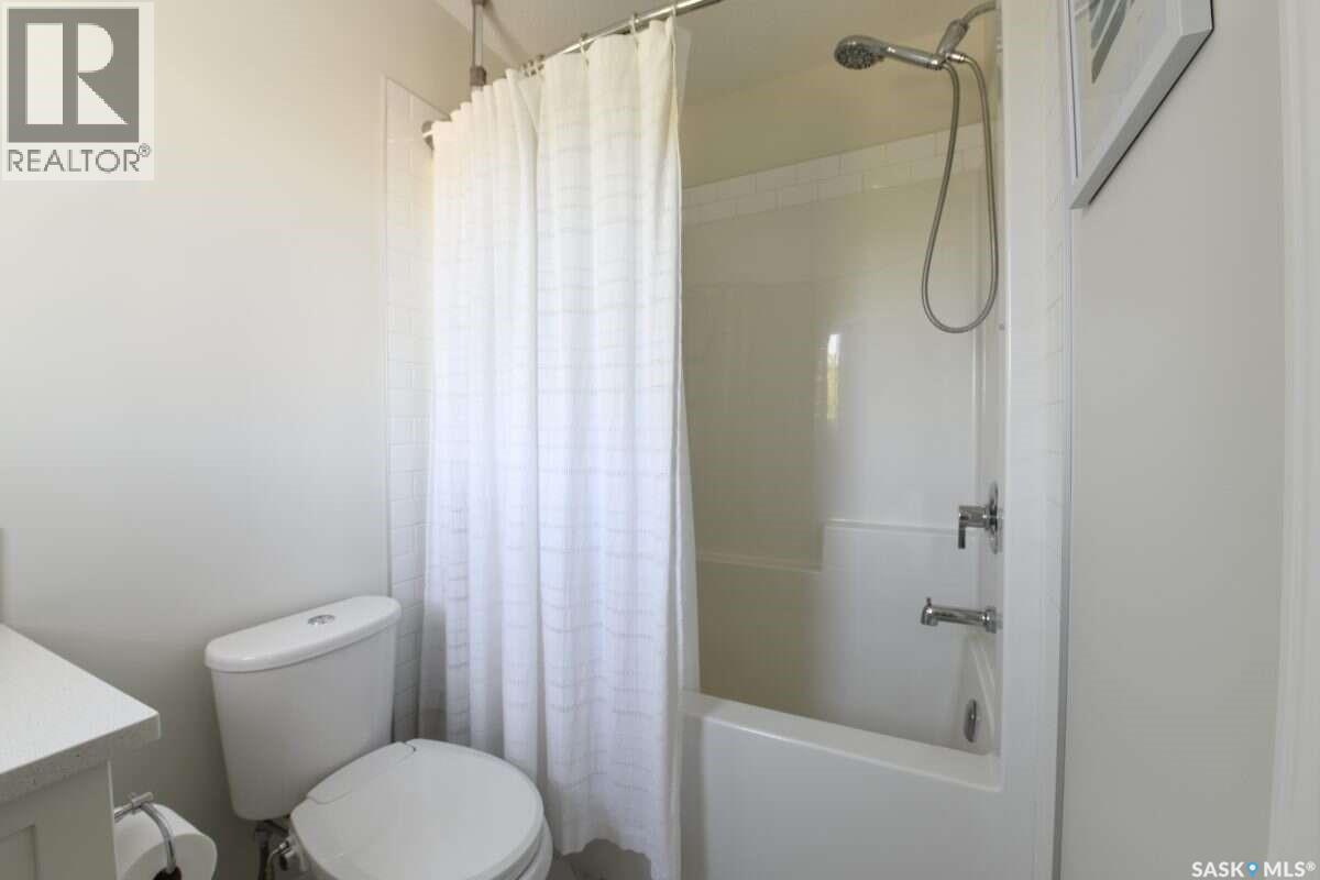 5109 E Buckingham Drive, Regina, Saskatchewan  S4V 3S3 - Photo 21 - SK047703