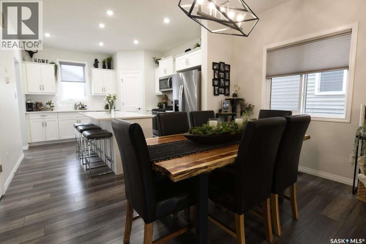 5109 E Buckingham Drive, Regina, Saskatchewan  S4V 3S3 - Photo 7 - SK047703