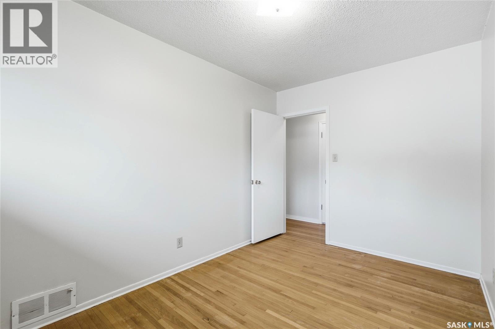 9 Dunn Place, Regina, Saskatchewan  S4S 4J4 - Photo 13 - SK047695