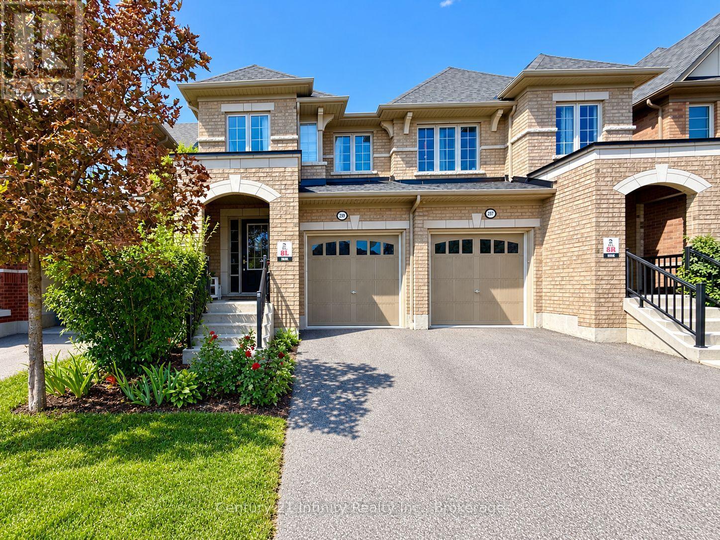2339 DRESS CIRCLE CRESCENT, Oshawa, Ontario