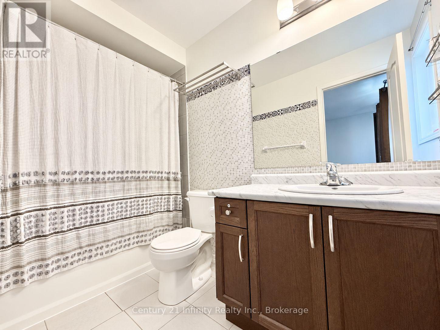 2339 Dress Circle Crescent, Oshawa, Ontario  L1L 0L8 - Photo 13 - E13750776