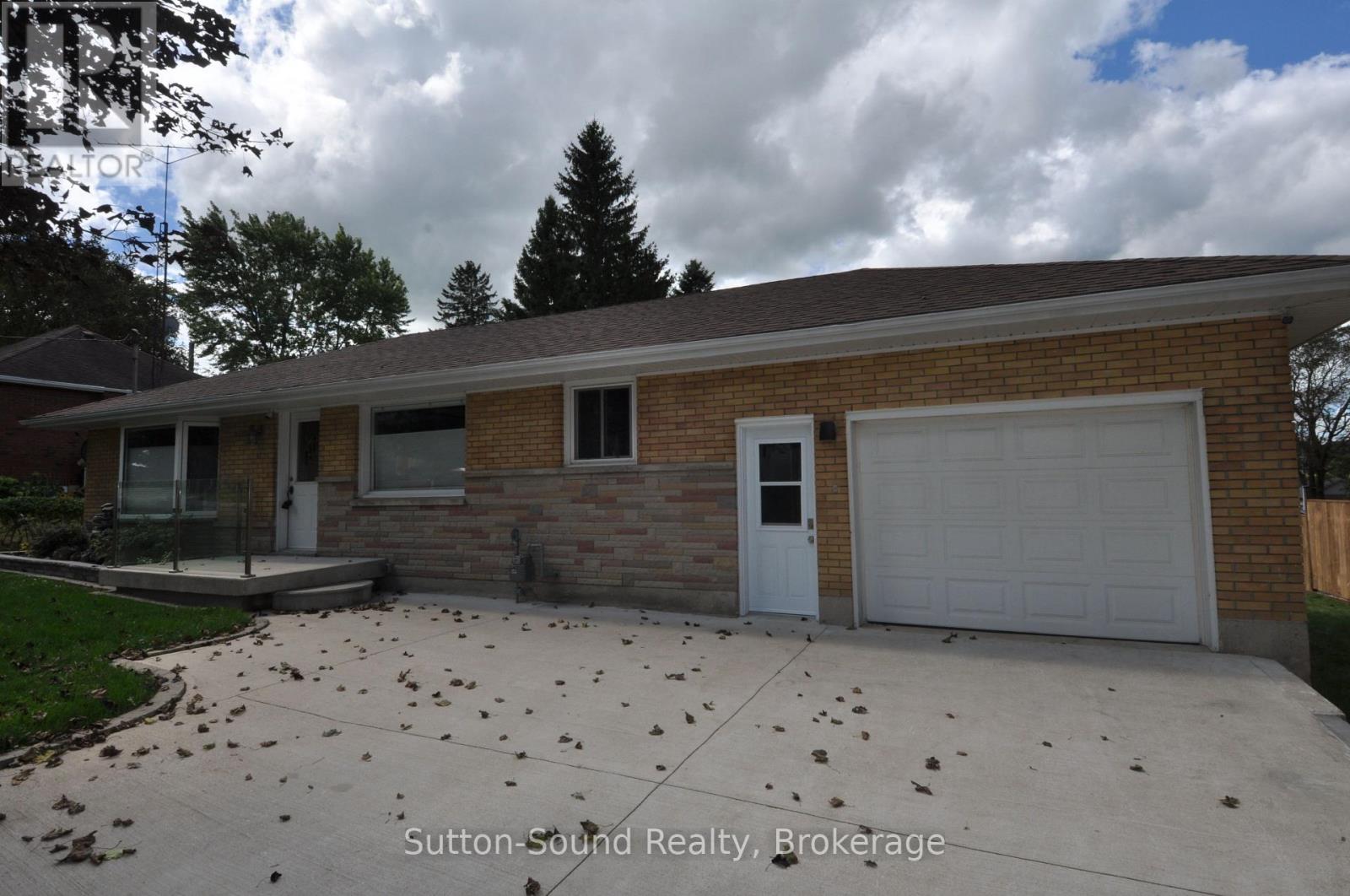 10 Brownlee Street S, South Bruce, Ontario  N0G 2S0 - Photo 40 - X13455538