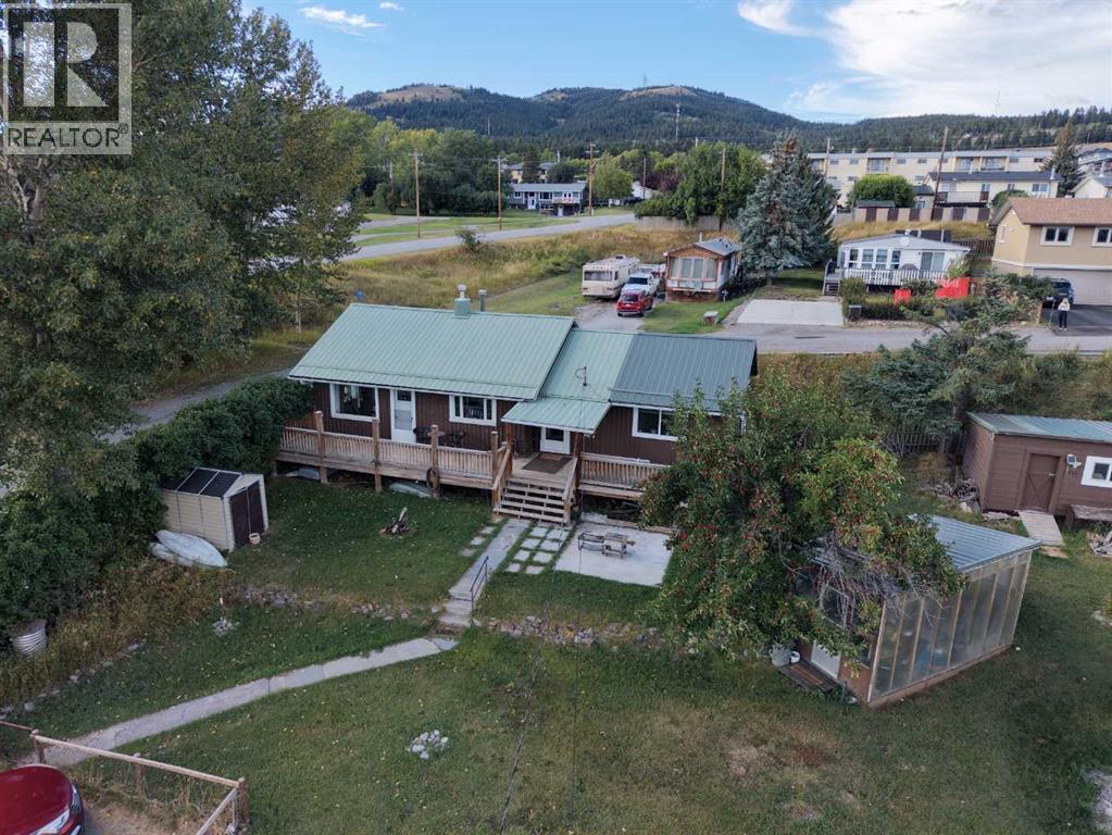 8602 21 Avenue, Coleman, Alberta
