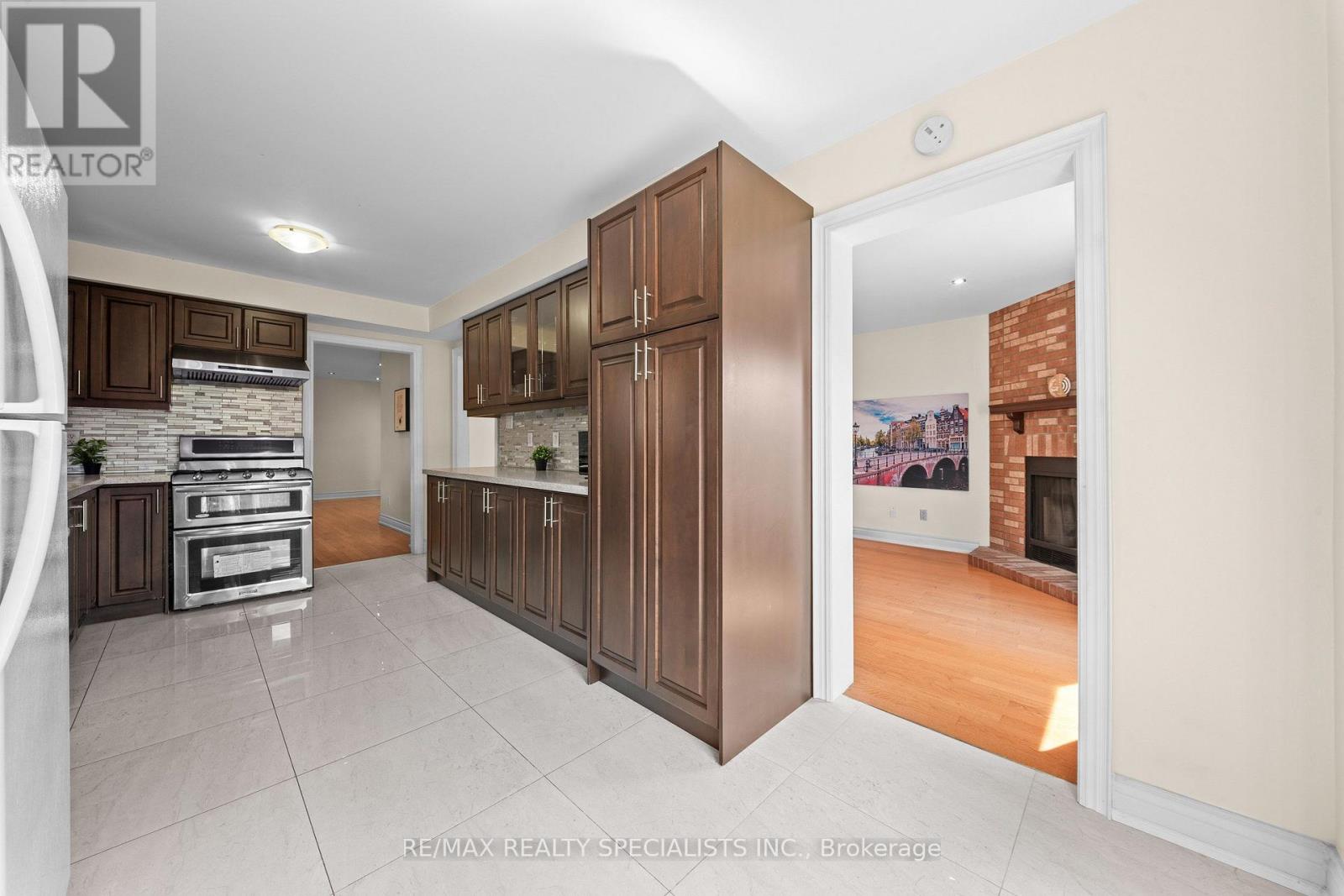 6386 Longspur Road, Mississauga, Ontario  L5N 6H1 - Photo 13 - W13750778