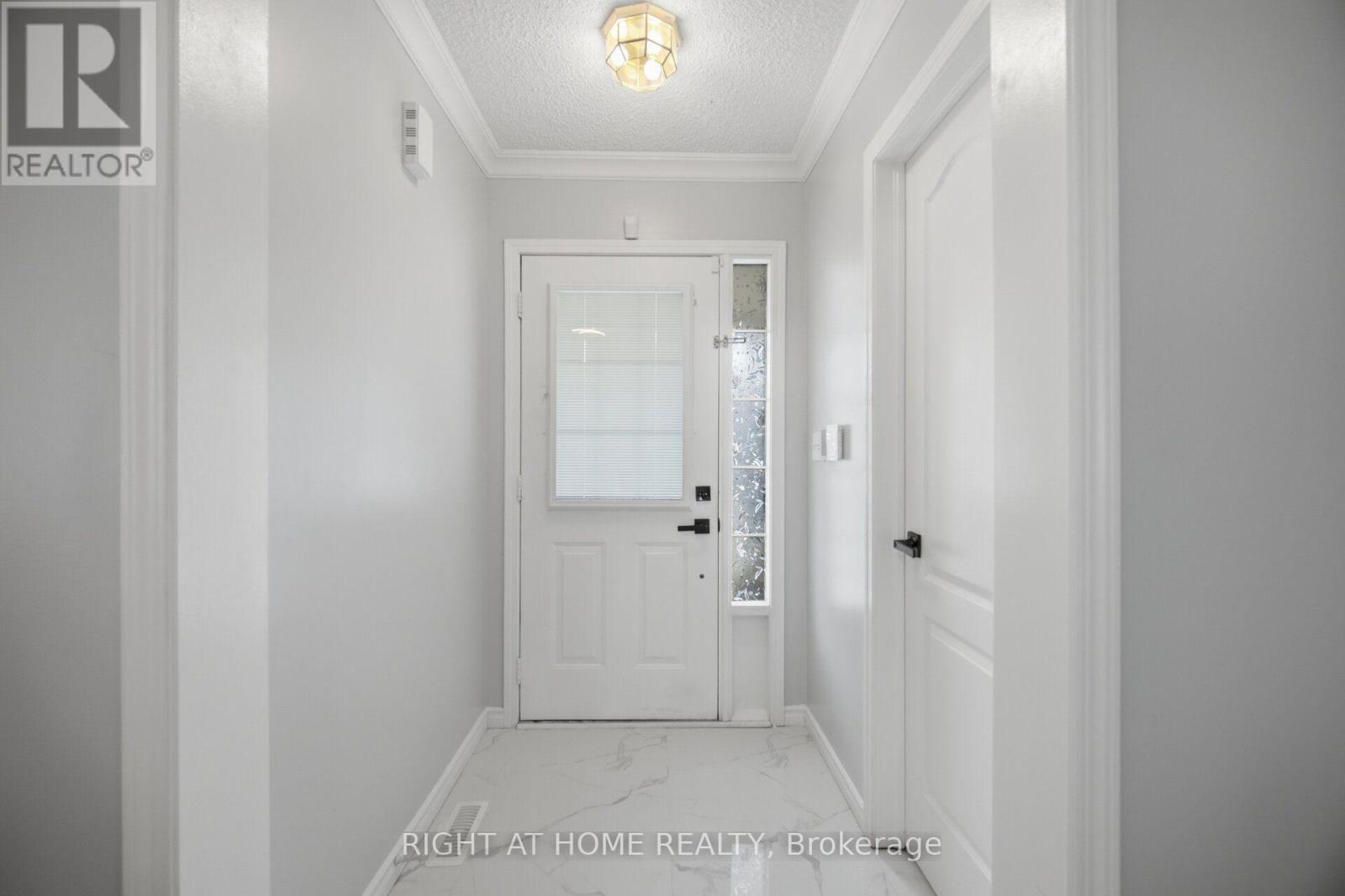 475 Collis Court, Milton, Ontario  L9T 5N1 - Photo 5 - W13750792
