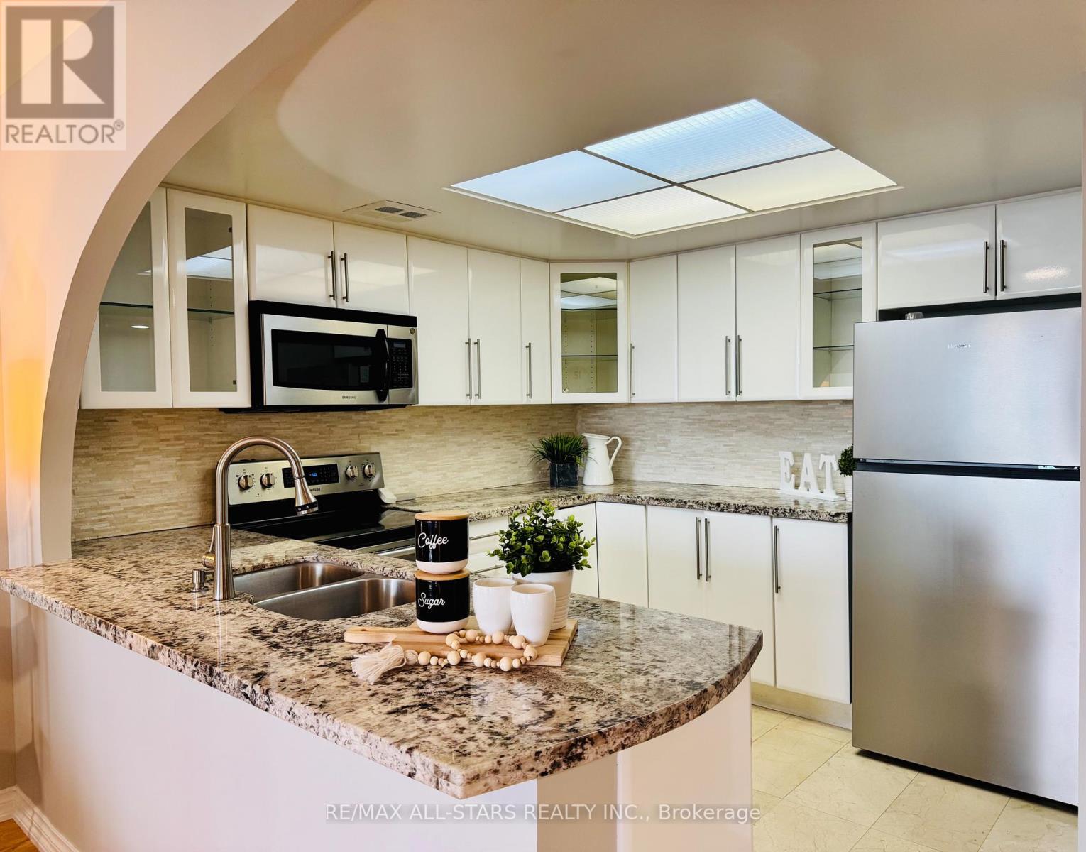 402 - 7601 Bathurst Street, Vaughan, Ontario  L4J 4H5 - Photo 11 - N13009182