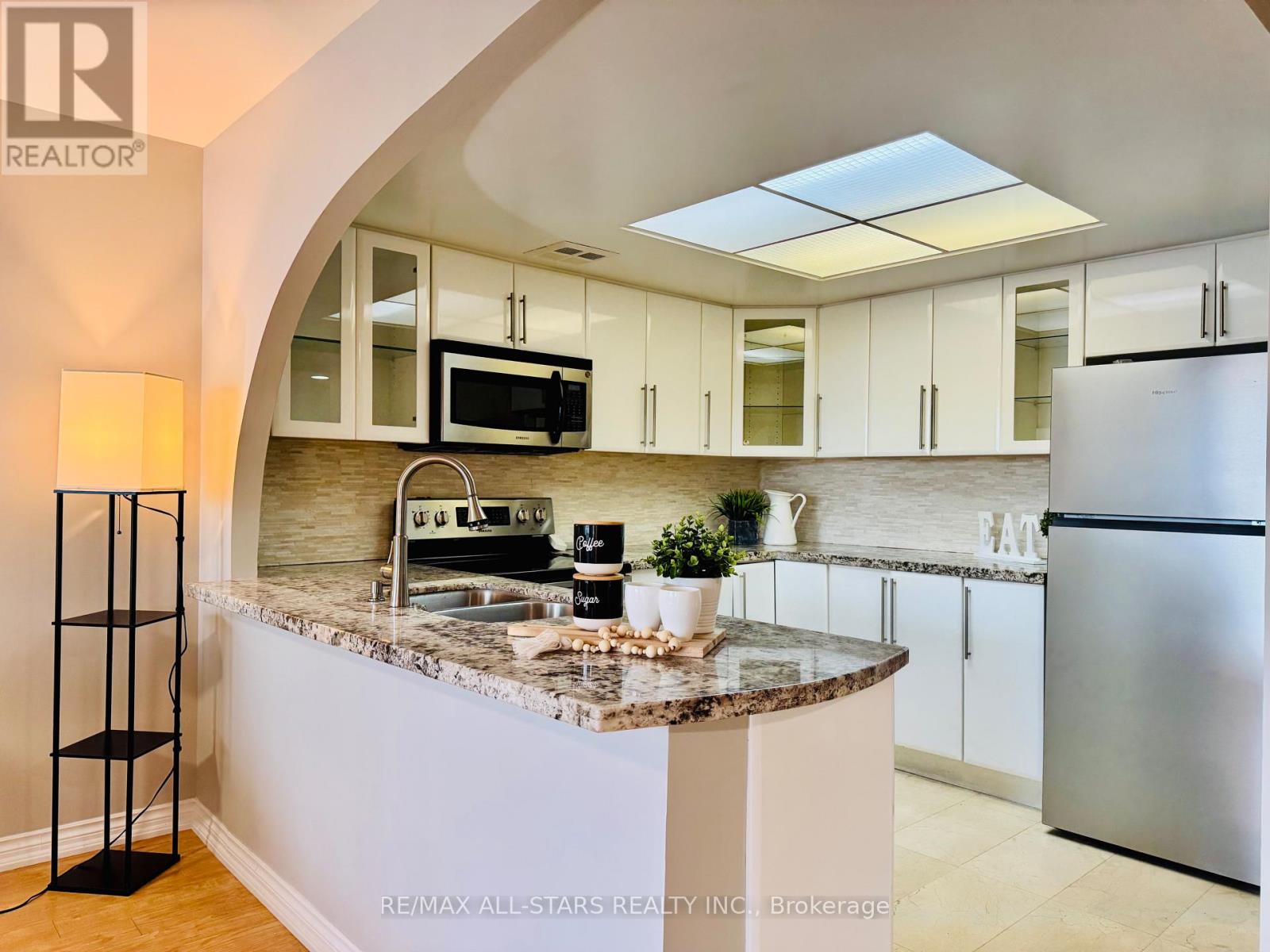 402 - 7601 Bathurst Street, Vaughan, Ontario  L4J 4H5 - Photo 14 - N13009182