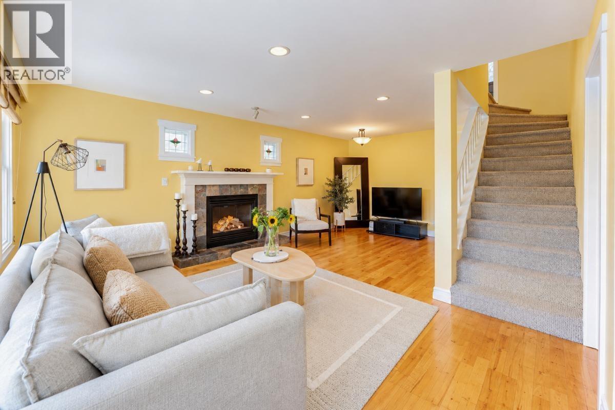 272 E Osborne Road, North Vancouver, British Columbia V7N 1M1 - Photo 10 - R3160974