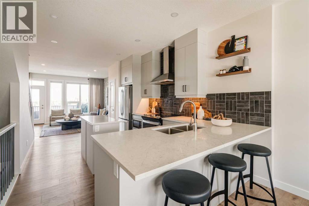 708 Sovereign Common SW, Calgary, Alberta  T3C 3Y3 - Photo 13 - A2312297