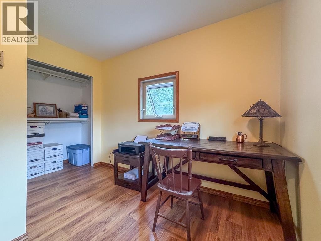 1705 Millar Road, Smithers, British Columbia  V0J 2N6 - Photo 16 - R3161968