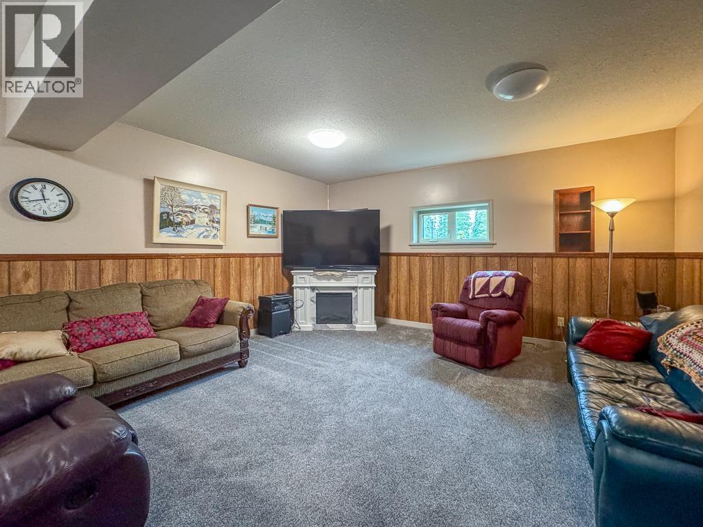 1705 Millar Road, Smithers, British Columbia  V0J 2N6 - Photo 18 - R3161968