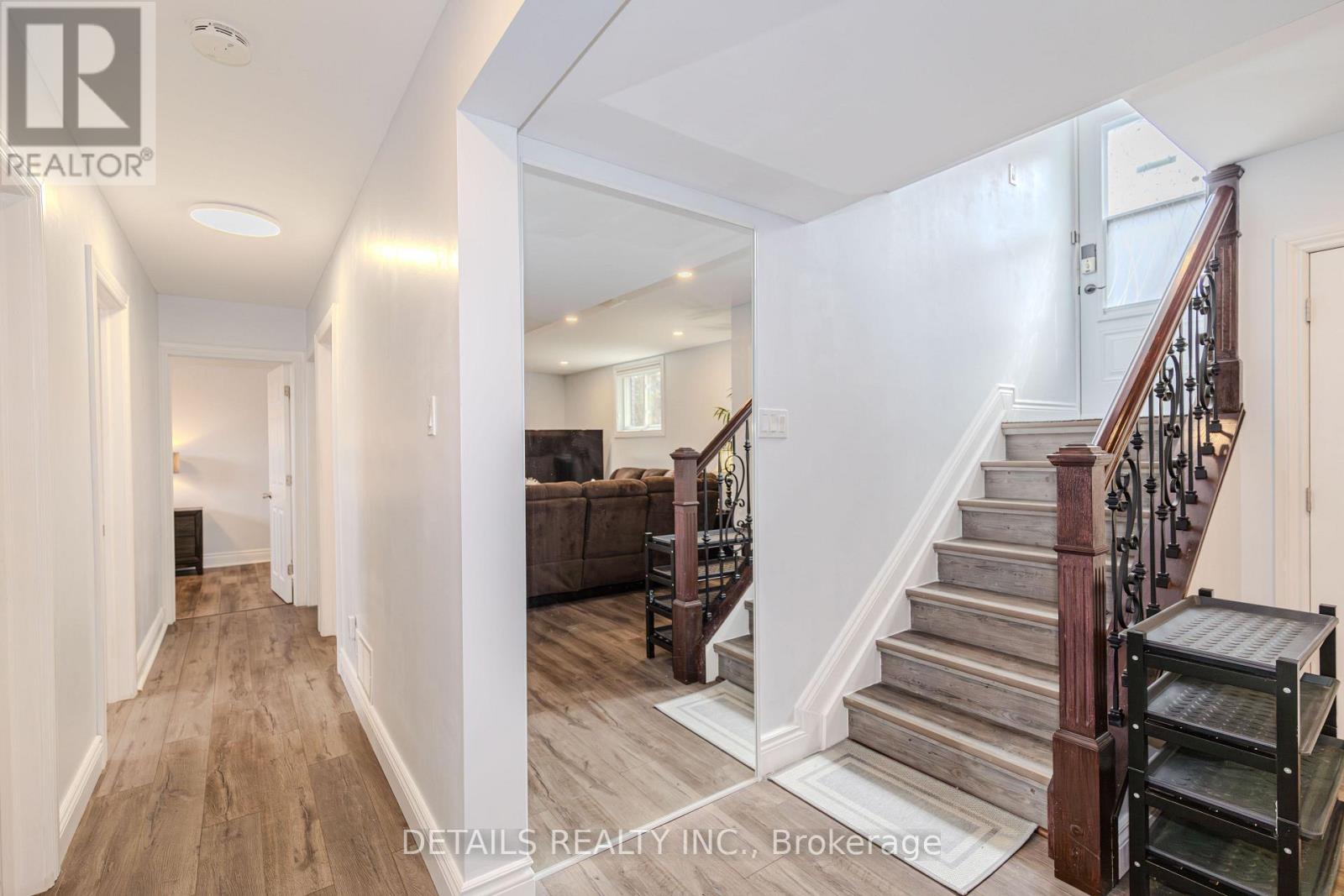 7 Kerry Crescent E, Ottawa, Ontario  K2E 5V7 - Photo 4 - X13750816