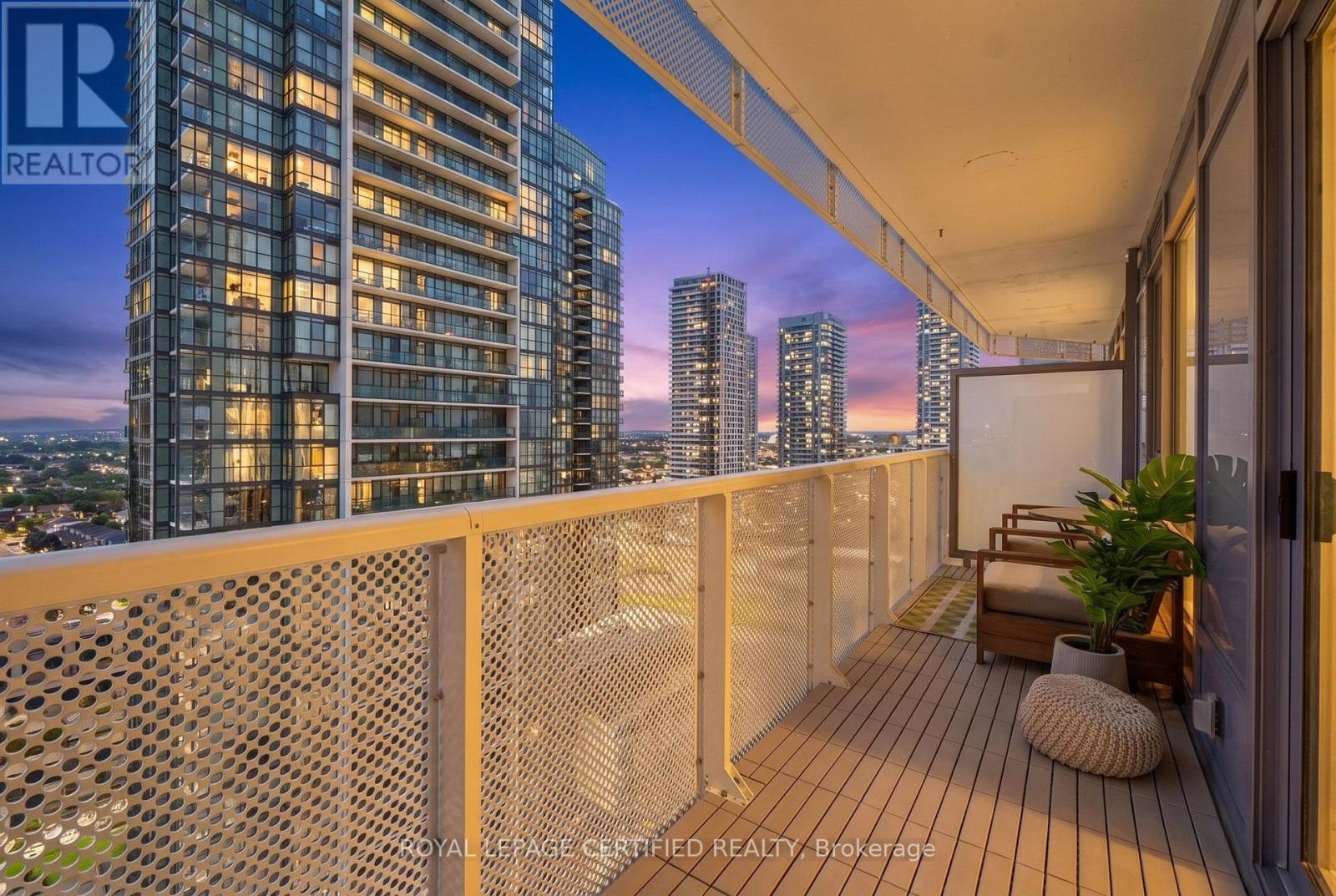 2112 - 4065 Confederation Parkway, Mississauga, Ontario  L5B 0L4 - Photo 19 - W13750826