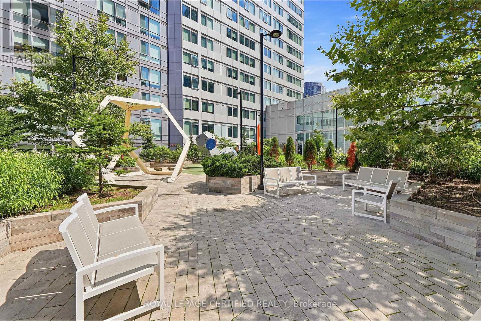 2112 - 4065 Confederation Parkway, Mississauga, Ontario  L5B 0L4 - Photo 31 - W13750826