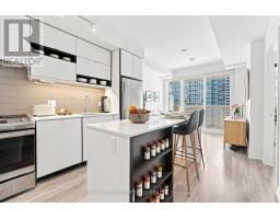 2112 - 4065 CONFEDERATION PARKWAY, Mississauga, Ontario