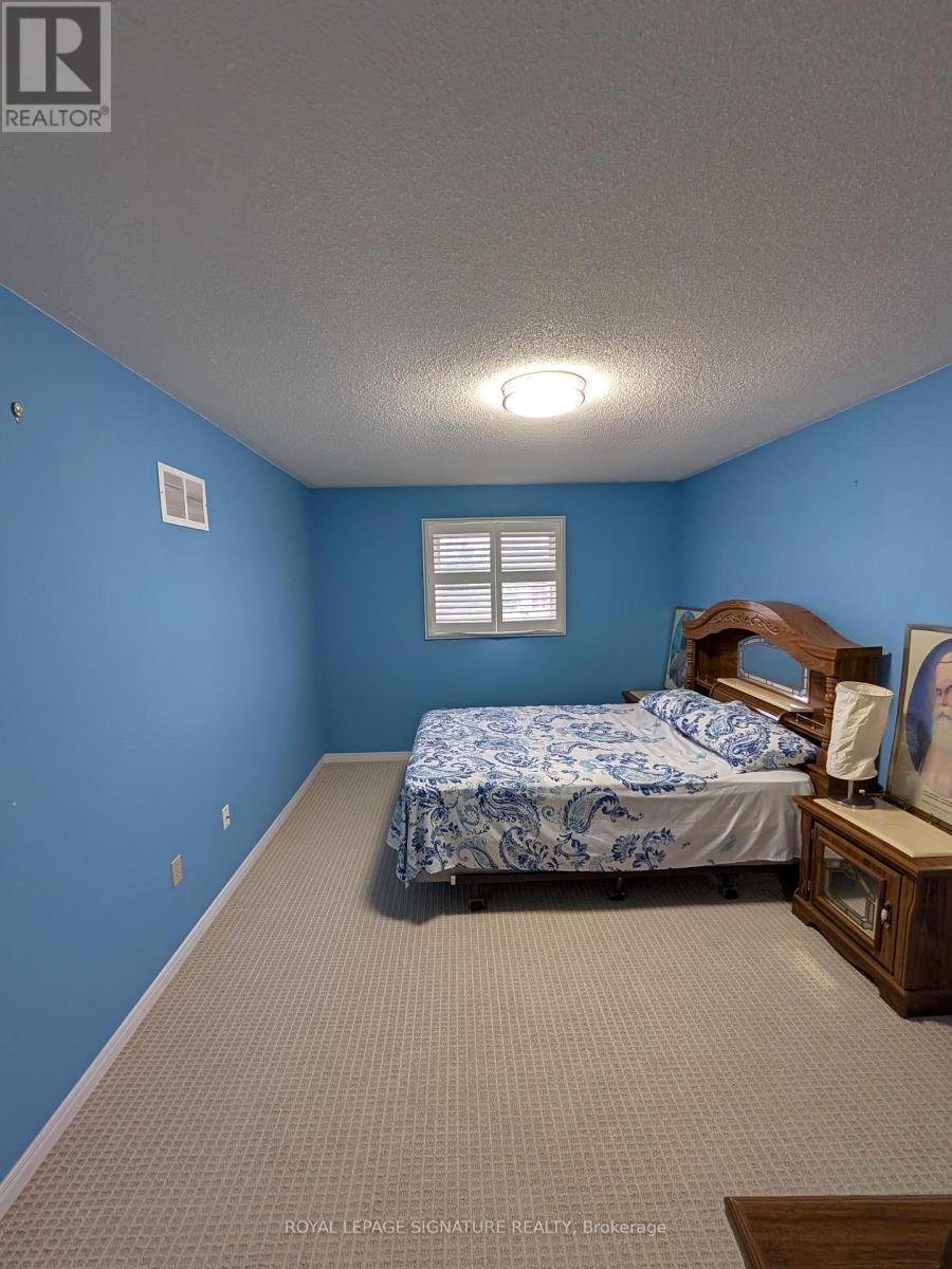 44 Bankview Circle, Toronto, Ontario M9W 6S5 - Photo 26 - W13724672