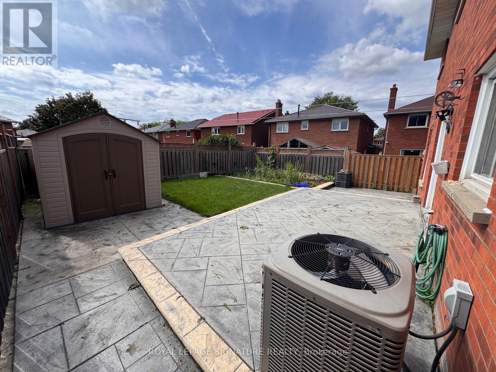 44 Bankview Circle, Toronto, Ontario M9W 6S5 - Photo 49 - W13724672
