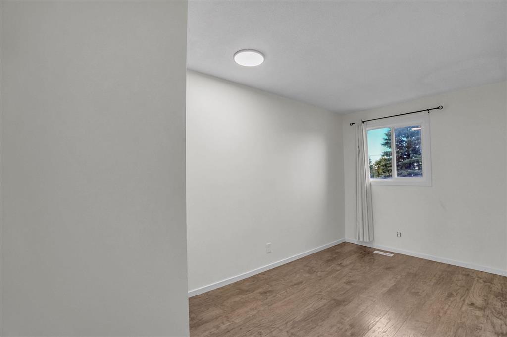 350 Murray Avenue, Winnipeg, Manitoba  R2V 4H8 - Photo 22 - 202622261