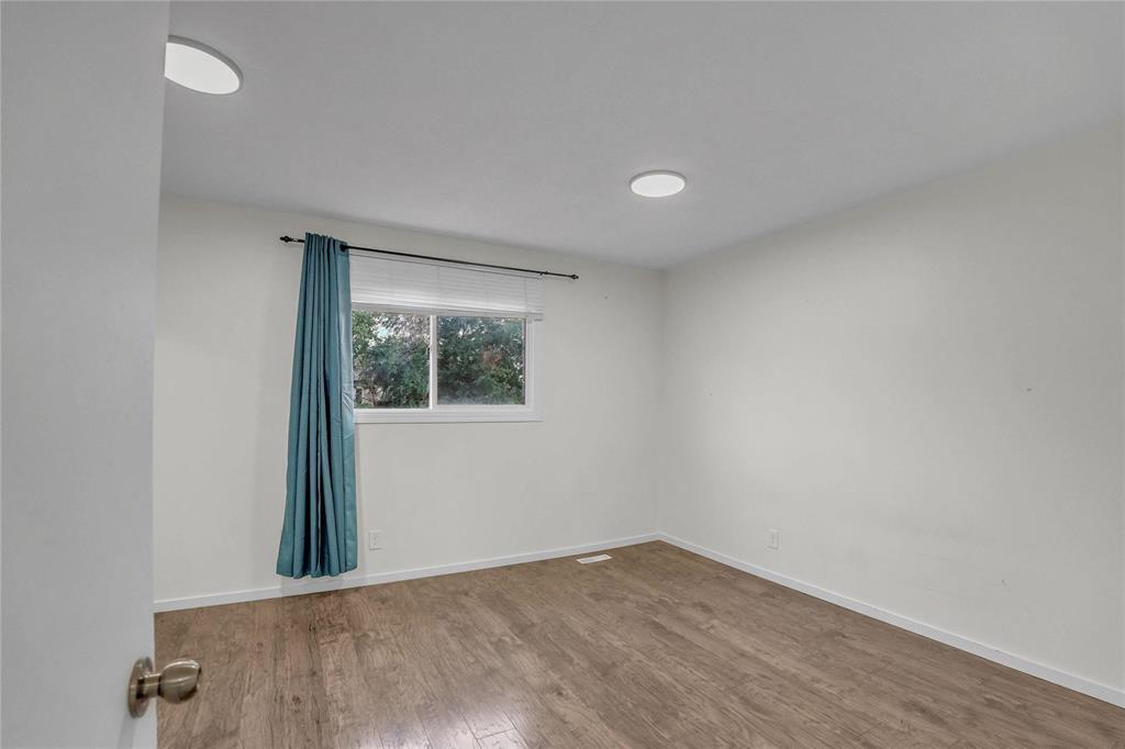 350 Murray Avenue, Winnipeg, Manitoba  R2V 4H8 - Photo 23 - 202622261