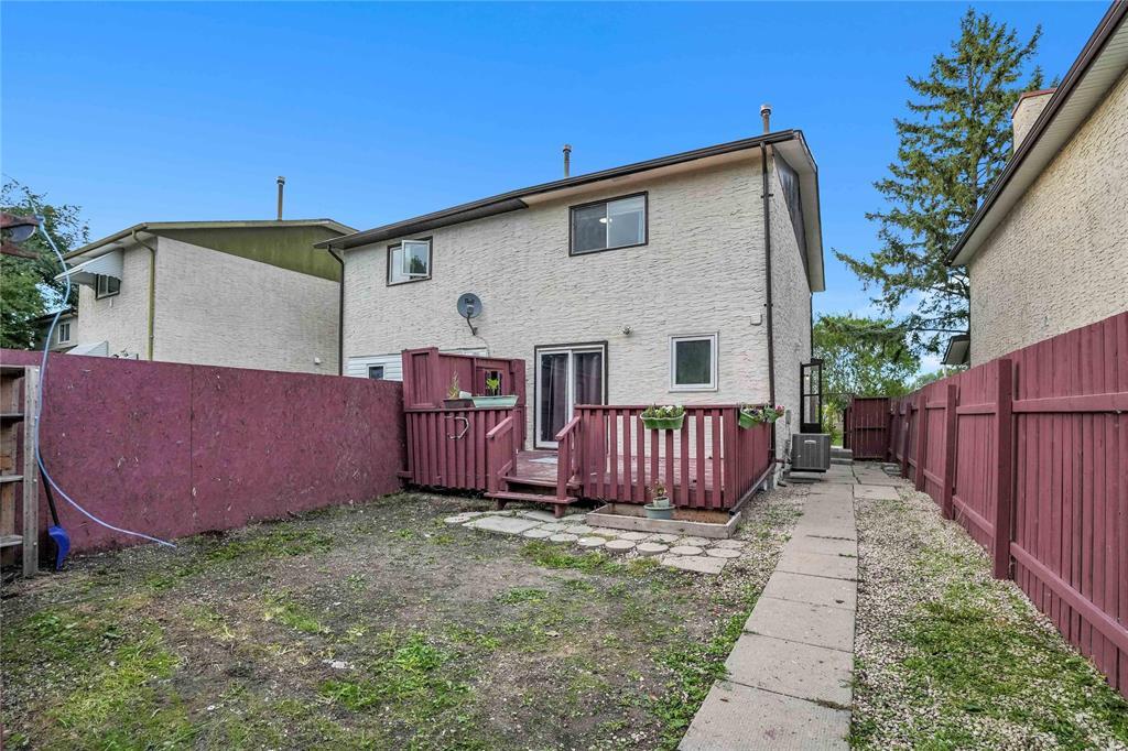350 Murray Avenue, Winnipeg, Manitoba  R2V 4H8 - Photo 36 - 202622261