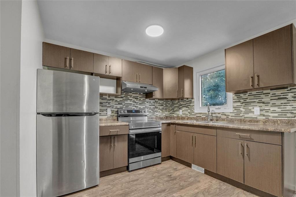 350 Murray Avenue, Winnipeg, Manitoba  R2V 4H8 - Photo 7 - 202622261