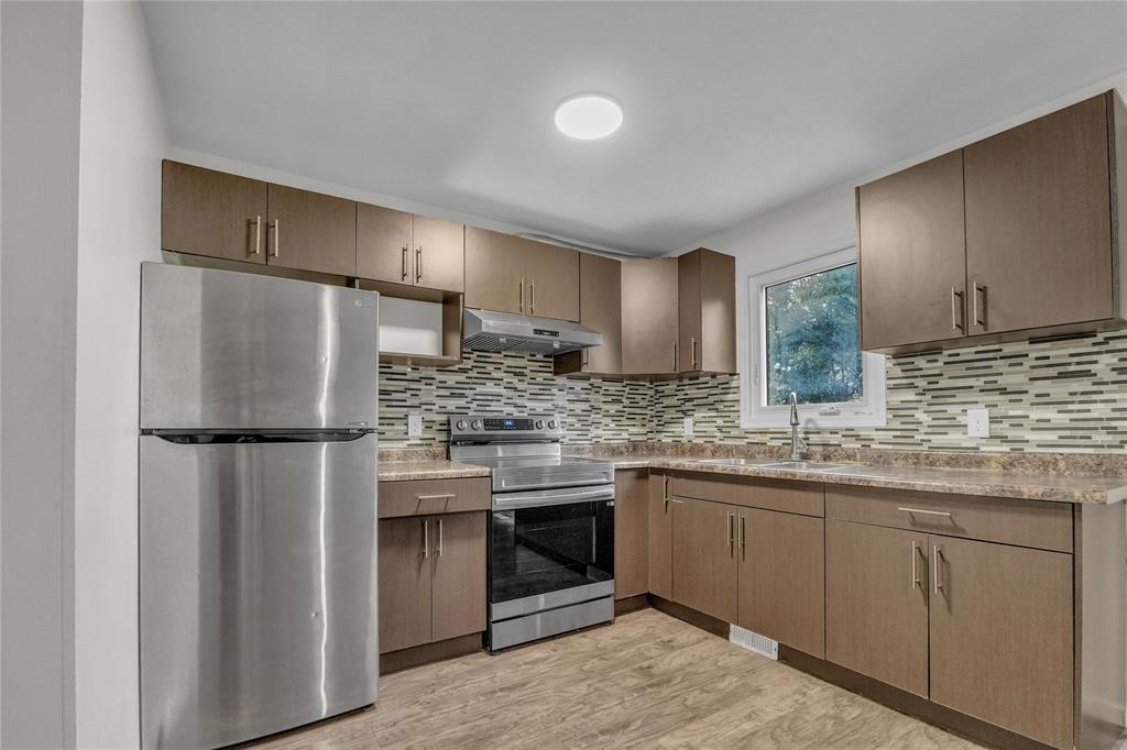 350 Murray Avenue, Winnipeg, Manitoba  R2V 4H8 - Photo 8 - 202622261