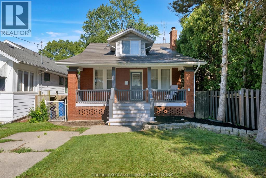 79 Forest Street, Chatham, Ontario  N7L 2A3 - Photo 2 - 26021748