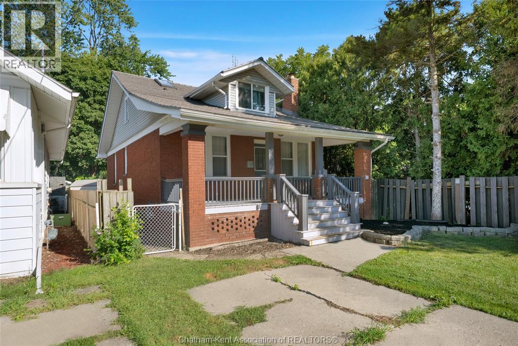 79 Forest Street, Chatham, Ontario  N7L 2A3 - Photo 3 - 26021748
