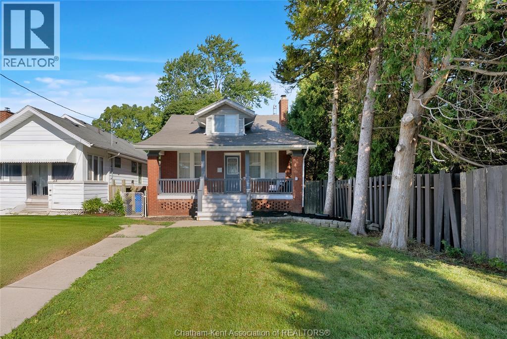 79 Forest Street, Chatham, Ontario  N7L 2A3 - Photo 5 - 26021748