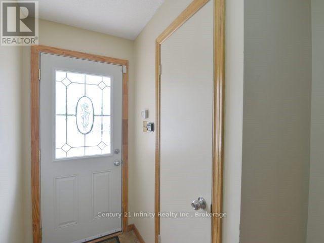 22 - 750 Military Trail, Toronto, Ontario  M1E 4P7 - Photo 3 - E13750854