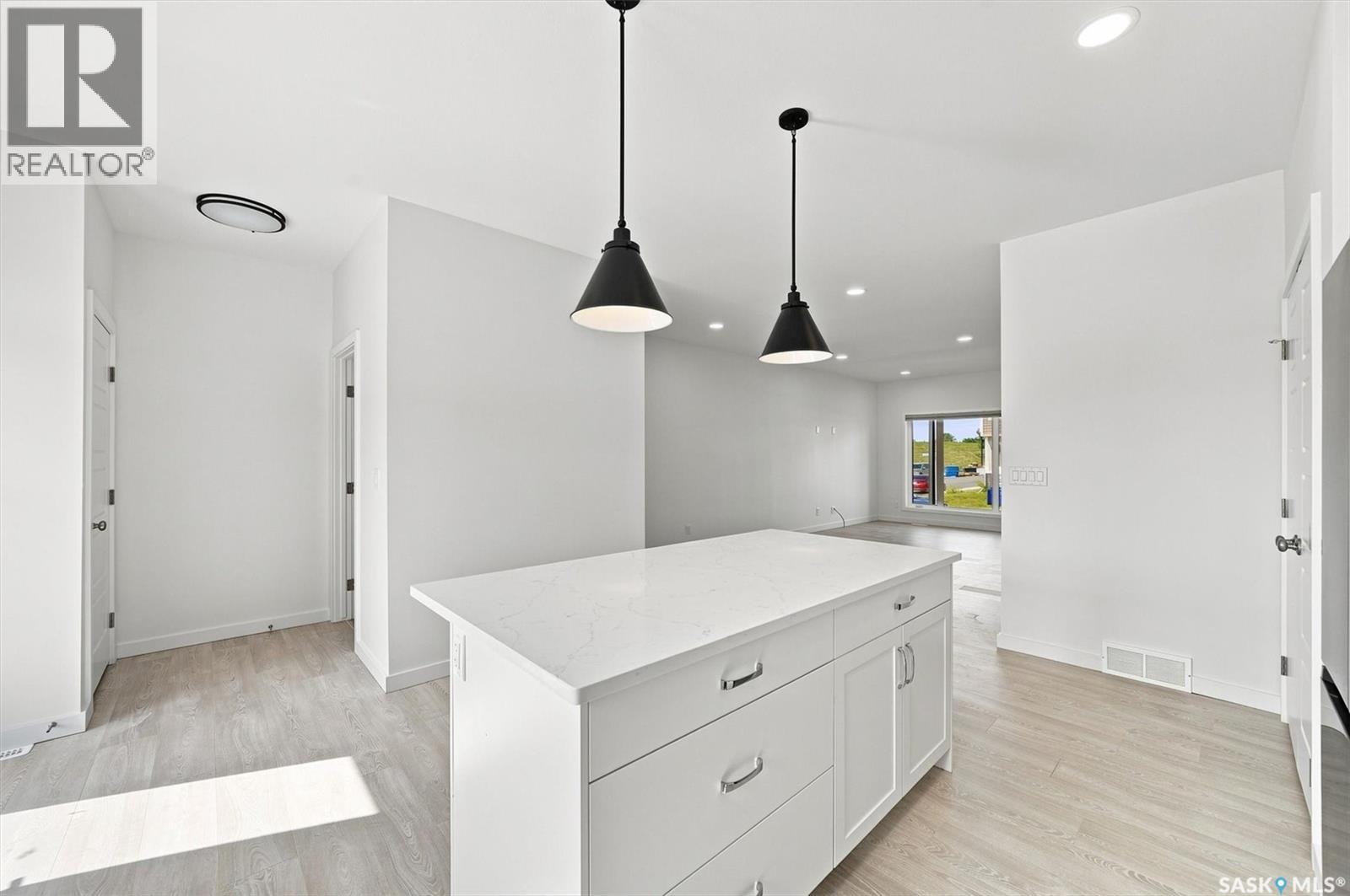 1070 Brighton Gate, Saskatoon, Saskatchewan  S7V 0P1 - Photo 11 - SK047591