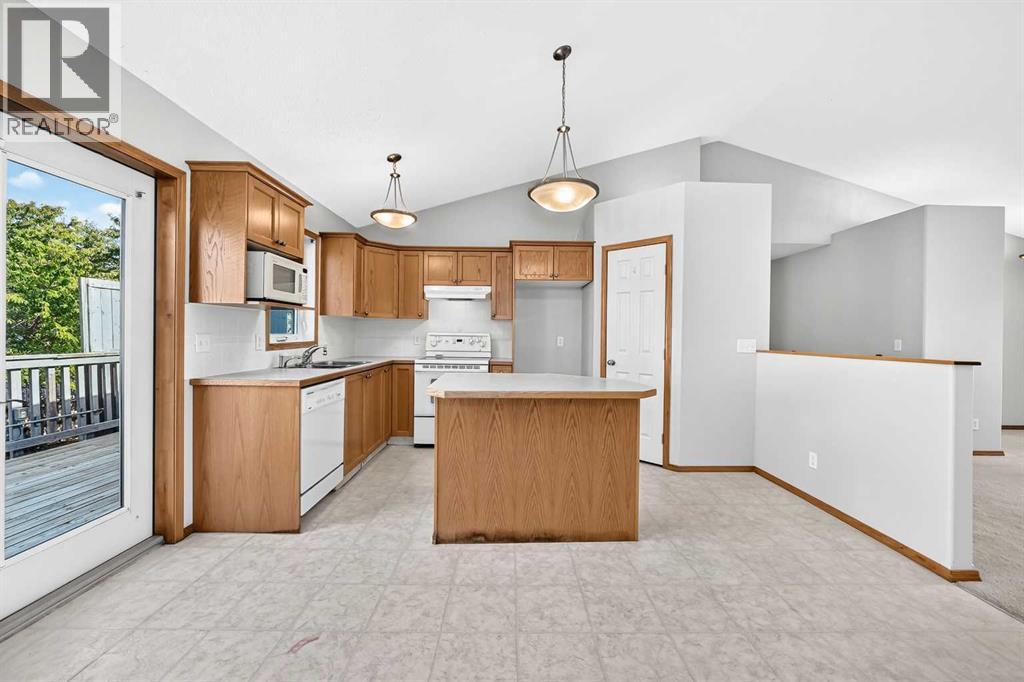 311 Robert Street SW, Diamond Valley, Alberta  T0L 2A0 - Photo 17 - A2342564