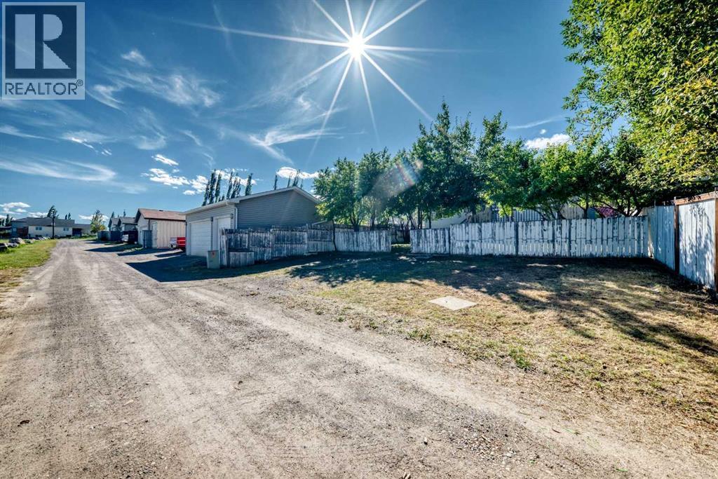 311 Robert Street SW, Diamond Valley, Alberta  T0L 2A0 - Photo 43 - A2342564