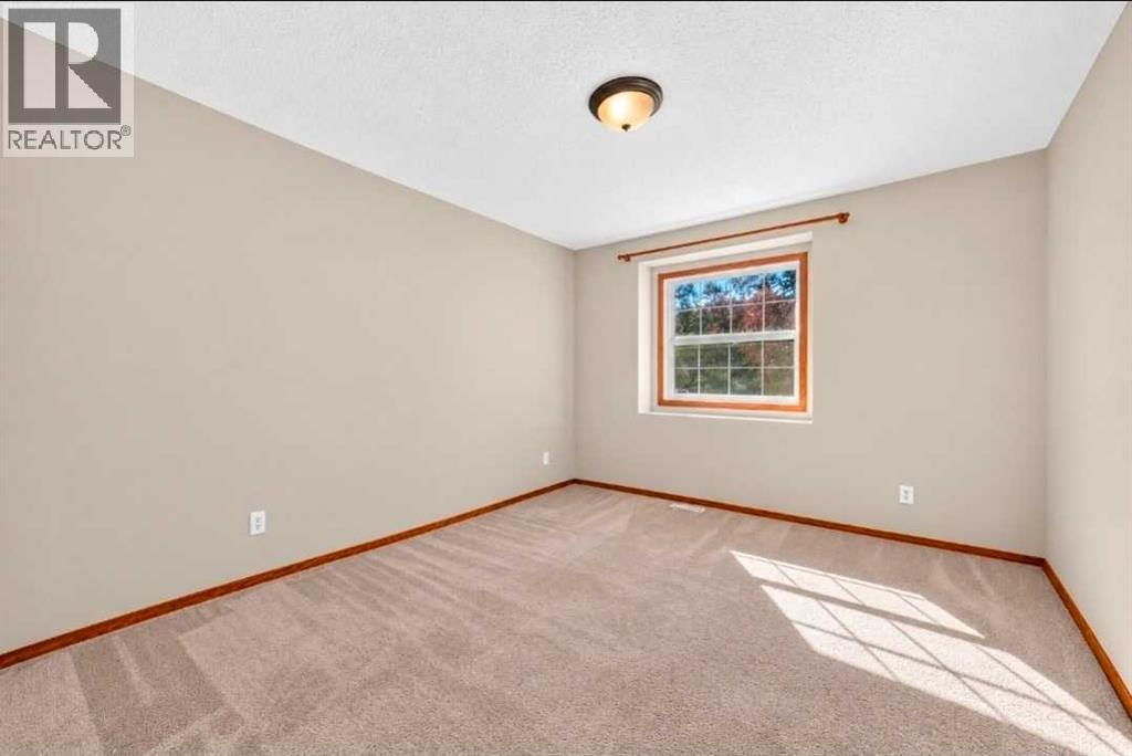 311 Robert Street SW, Diamond Valley, Alberta  T0L 2A0 - Photo 24 - A2342564