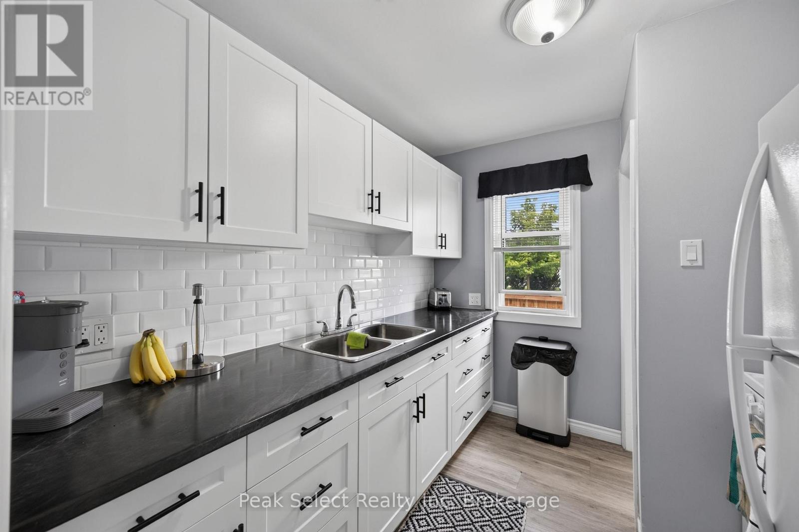 1345 Trafalgar Street, London East, Ontario  N5W 1W5 - Photo 20 - X13750852