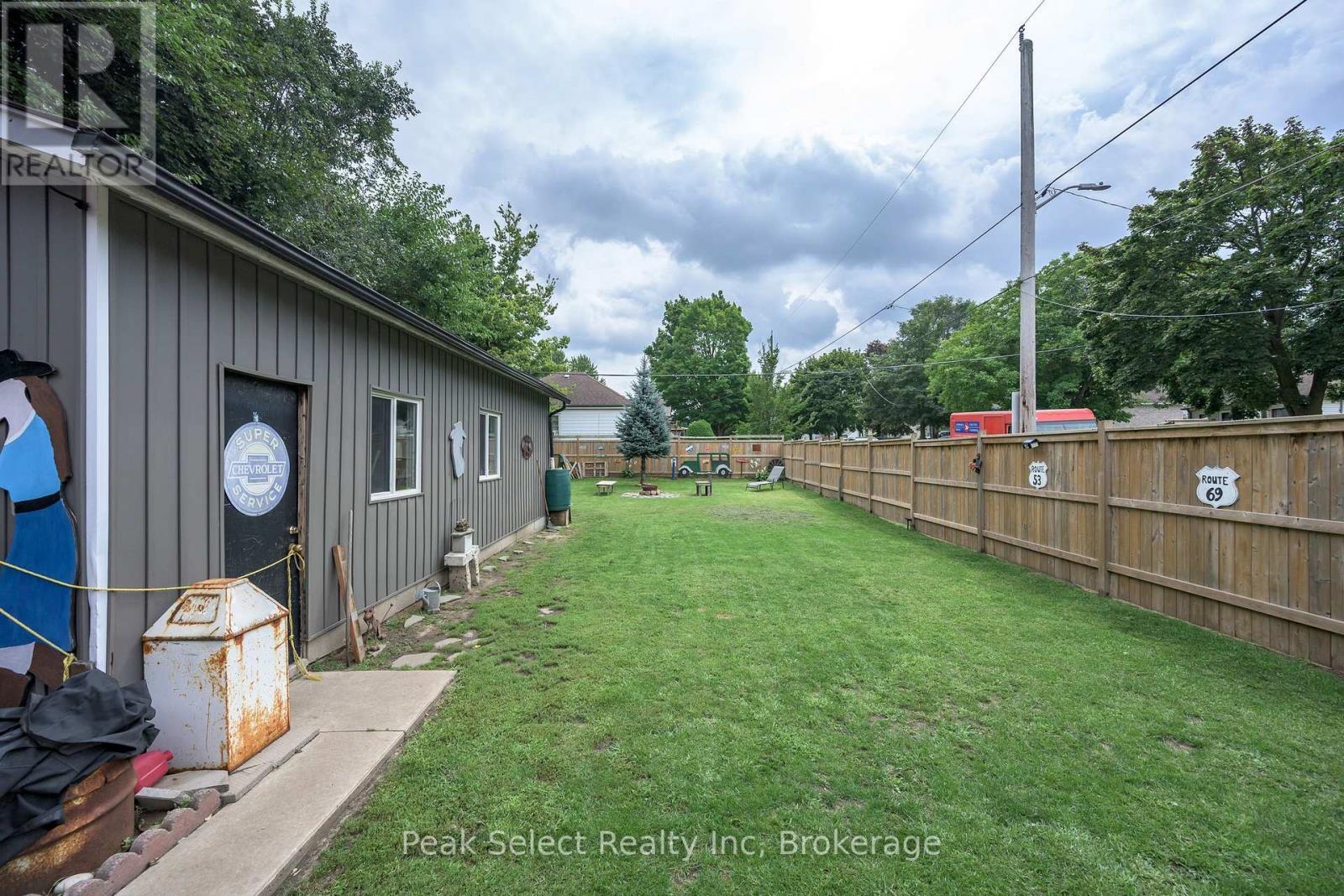 1345 Trafalgar Street, London East, Ontario  N5W 1W5 - Photo 9 - X13750852