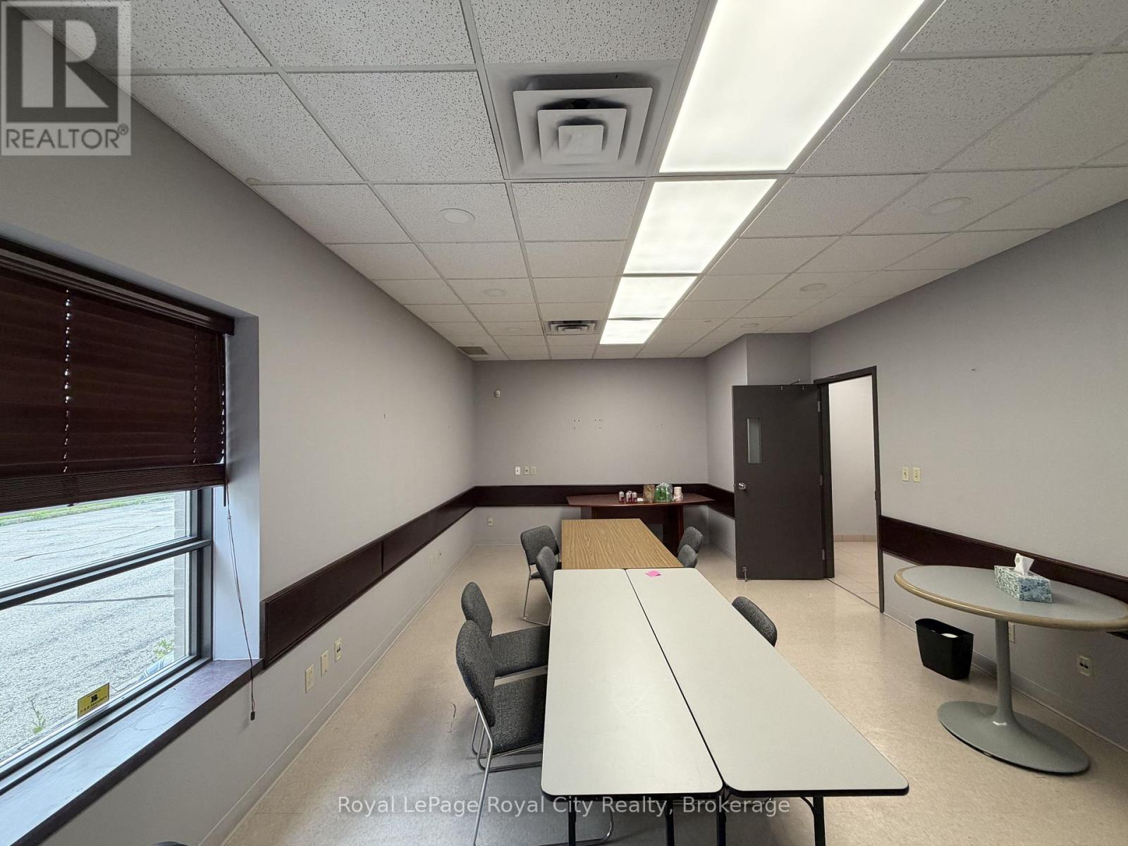 100 - 21 Lewis Road, Guelph, Ontario  N1H 1E9 - Photo 10 - X13750856