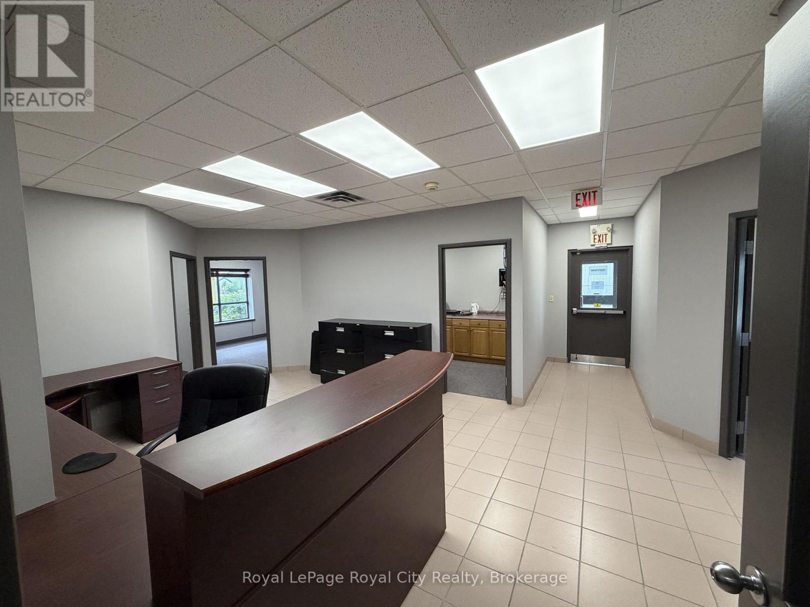 100 - 21 Lewis Road, Guelph, Ontario  N1H 1E9 - Photo 13 - X13750856