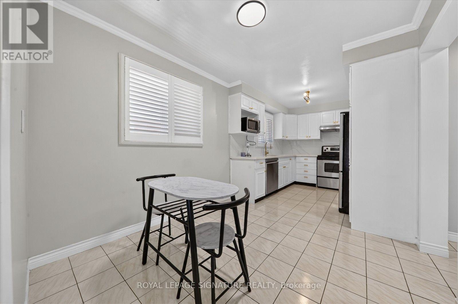 66 Martindale Crescent, Brampton, Ontario  L6X 2V1 - Photo 10 - W13749818