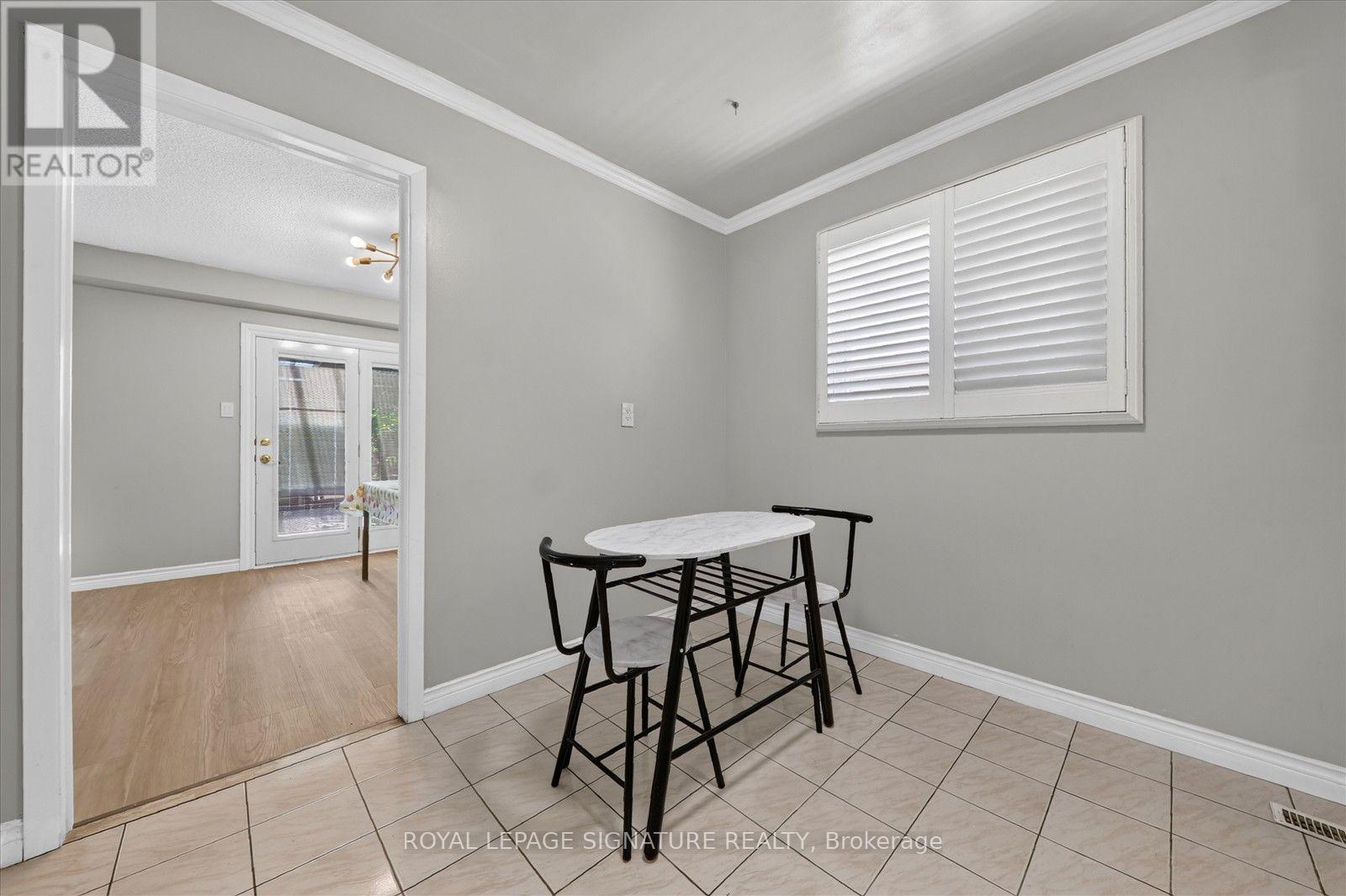 66 Martindale Crescent, Brampton, Ontario  L6X 2V1 - Photo 11 - W13749818