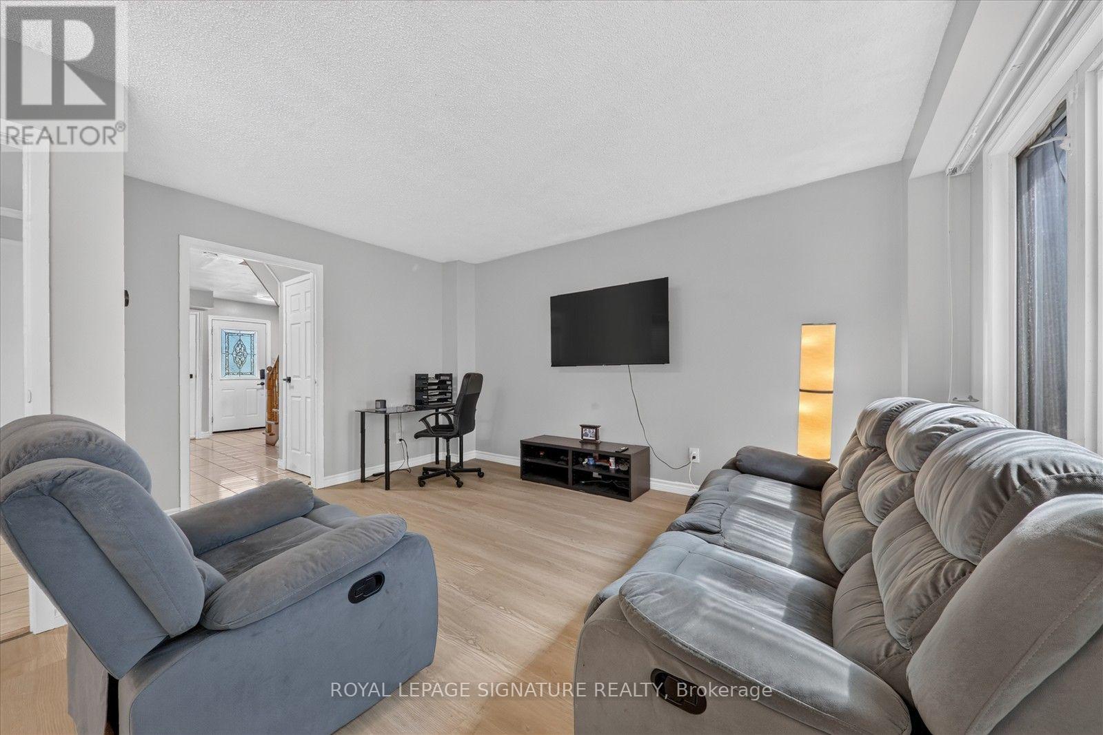 66 Martindale Crescent, Brampton, Ontario  L6X 2V1 - Photo 16 - W13749818